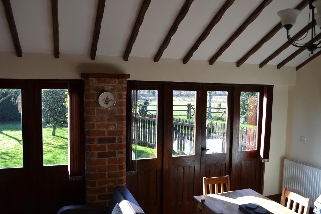 Barns * Fiskerton (Nottinghamshire)